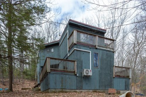 23 Colonel Wilkins Rd, Amherst, NH 03031 exterior