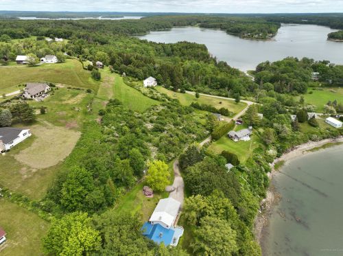 21 Spring Hill Rd, Harpswell, ME 04079 exterior