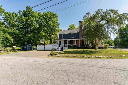 201 Main St, Candia, NH 03034 exterior