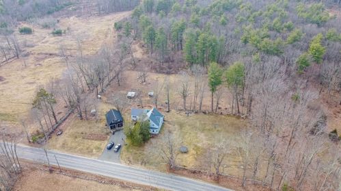 44 Hardwick Rd, Petersham, MA 01366 exterior