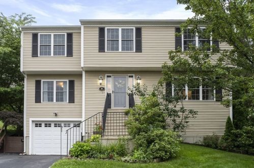 26 Mohave Rd, Worcester, MA 01606 exterior