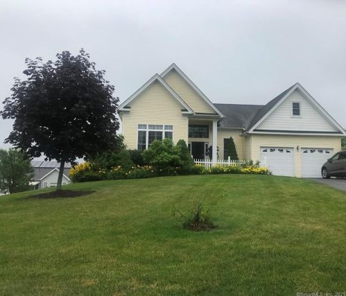 14 Hill Rd, Bloomfield, CT 06002 exterior