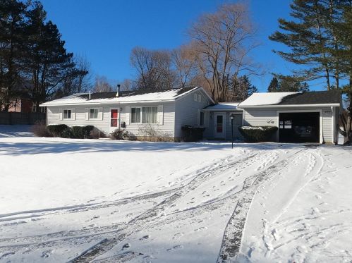 12 Traverse St, Rockland, ME 04841 exterior