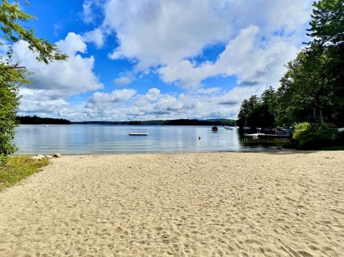 121 Upper Bay Rd, Sunapee, NH 03782 exterior