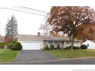 90 Overland Dr, Stratford, CT 06614 exterior