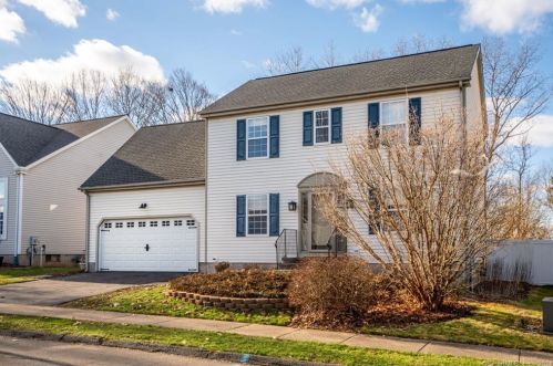 85 Wynd Ter, Middletown, CT 06457 exterior
