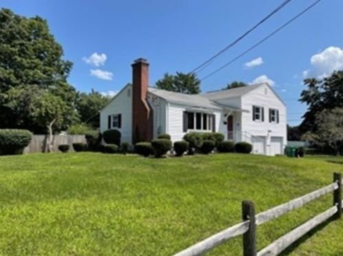 60 Mountainview St, Chicopee, MA 01020 exterior