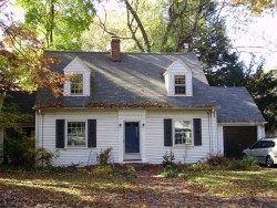 41 Cochituate Rd, Newton, MA 02461 exterior
