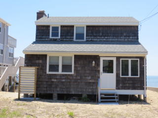 111 Shore Rd, Clinton, CT 06413 exterior