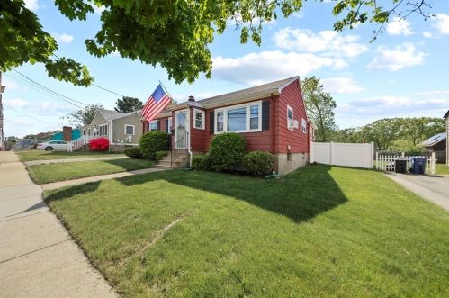 106 Summer St, Roxbury-Xing, MA 02110 exterior