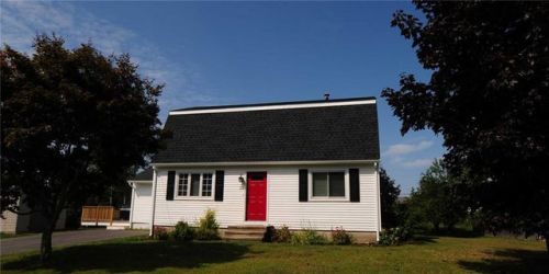 23 Beatrice St, Westerly, RI 02891 exterior