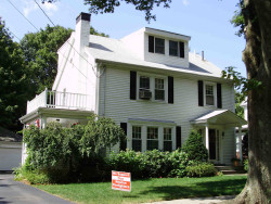 15 Rangeley Rd, Newton, MA 02465 exterior