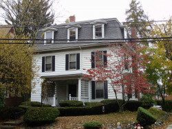 39 Woodward St, Newton, MA 02461 exterior