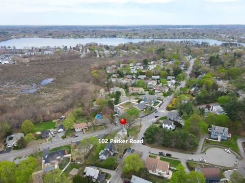 102 Parker Rd, Wakefield, MA 01880 exterior