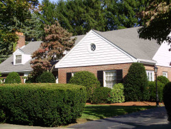 8 Winnetaska Rd, Newton, MA 02468 exterior