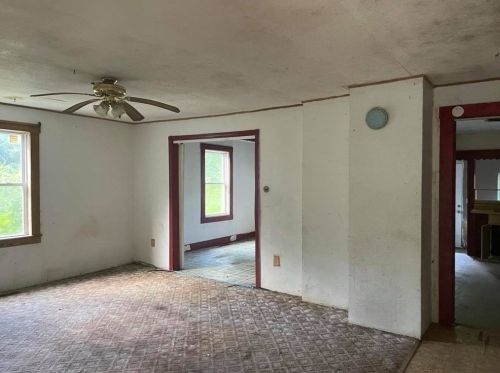 1136 Huntington Rd, Russell, MA 01071 exterior