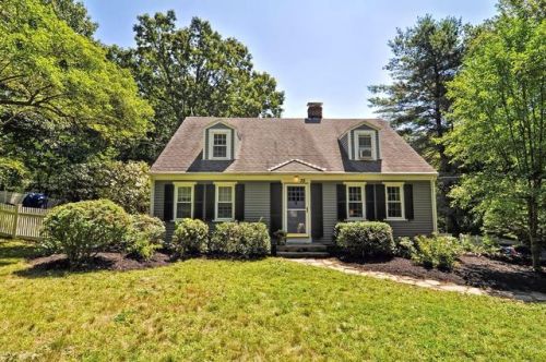 35 Nashoba Rd, Acton, MA 01720 exterior