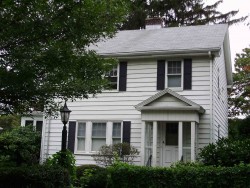 4 Arapahoe Rd, Newton, MA 02465 exterior