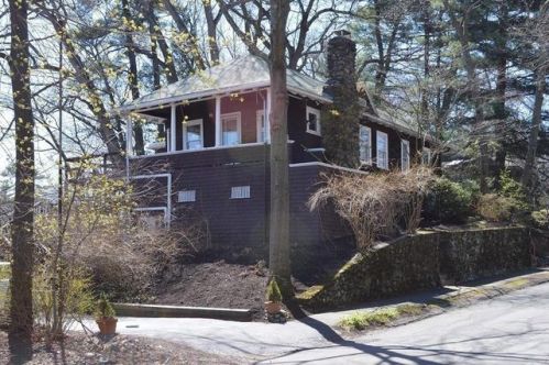 37 Duffield Rd, Newton, MA 02466 exterior