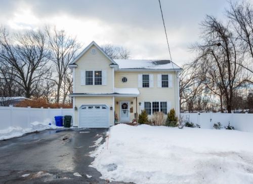 56 Bruce St, Springfield, MA 01119 exterior