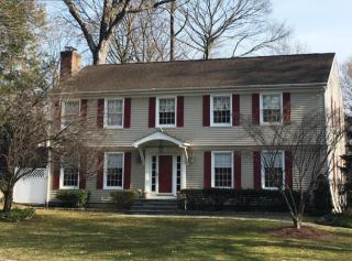 14 Indian Rock Ln, Greenwich, CT 06830 exterior