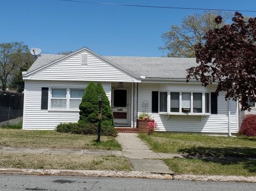 259 Jarry St, New-Bedford, MA 02745 exterior