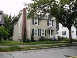 284 Cherry St, Newton, MA 02465 exterior