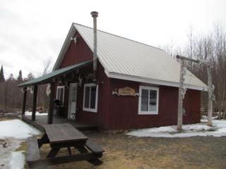 145 Deer Trail Rd, Clarksville, NH 03592 exterior