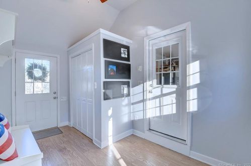 441 Main St, Portland, CT 06480 exterior