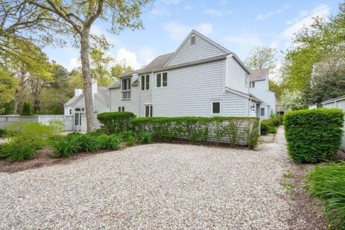 100 Mid Iron Way, Mashpee, MA 02649 exterior