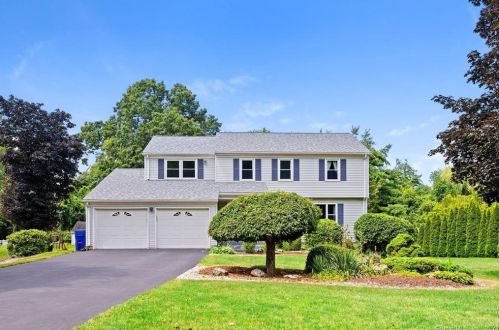 108 Old Farm Rd, Wapping, CT 06074 exterior