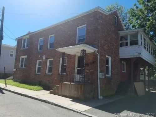 18 Frazier Ave, Middletown, CT 06457 exterior