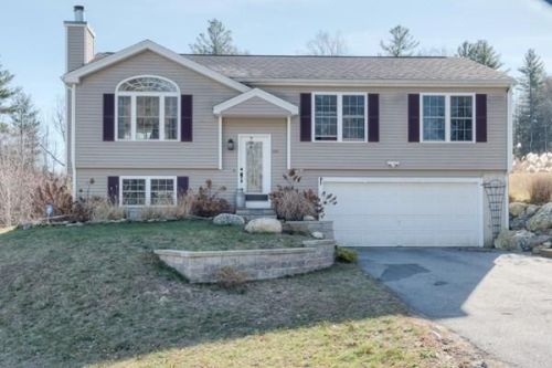 310 Whitetail Cir, Southbridge, MA 01550 exterior