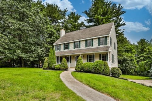 4 Maria Dr, Ipswich, MA 01938 exterior
