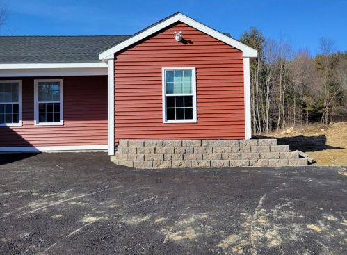 63 Highfield Dr, Southbridge, MA 01550 exterior