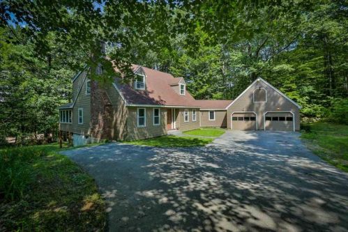 57 Clement Rd, Bow, NH 03304 exterior