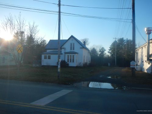 264 Main St, Mattawamkeag, ME 04459 exterior