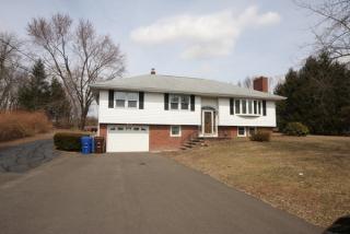 63 Woodvale Dr, Northford, CT 06472 exterior