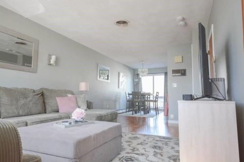 64 Sunflower Cir, North Providence, RI 02911 exterior