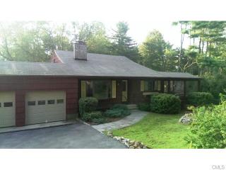 38 Guyer Rd, Westport, CT 06880 exterior