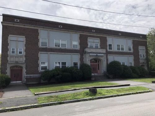 21 Middlesex Ave, Worcester, MA 01604 exterior