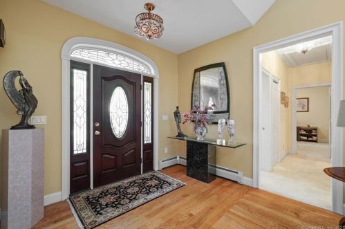 58 Coyote Trl, Higganum, CT 06441 exterior