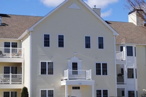 40 Saw Mill Dr, North Kingstown, RI 02852 exterior
