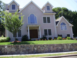 15 Juniper Ln, Newton, MA 02459 exterior