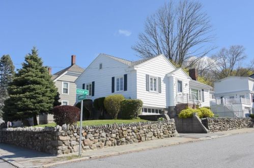 23 Tudor Ave, Lawrence, MA 01841 exterior