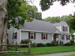 299 Woodland Rd, Newton, MA 02466 exterior