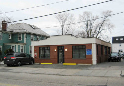 413 Watertown St, Newton, MA 02458 exterior