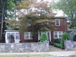 1572 Beacon St, Newton, MA 02468 exterior