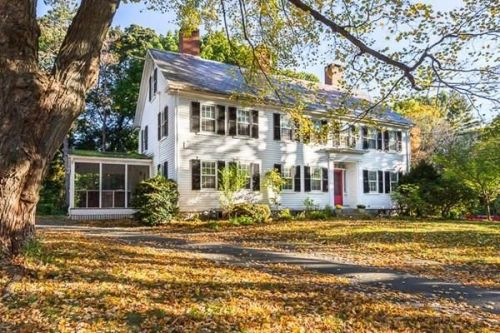 201 Larch Row, Wenham, MA 01984 exterior