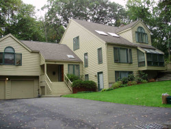 23 Moffat Rd, Newton, MA 02468 exterior